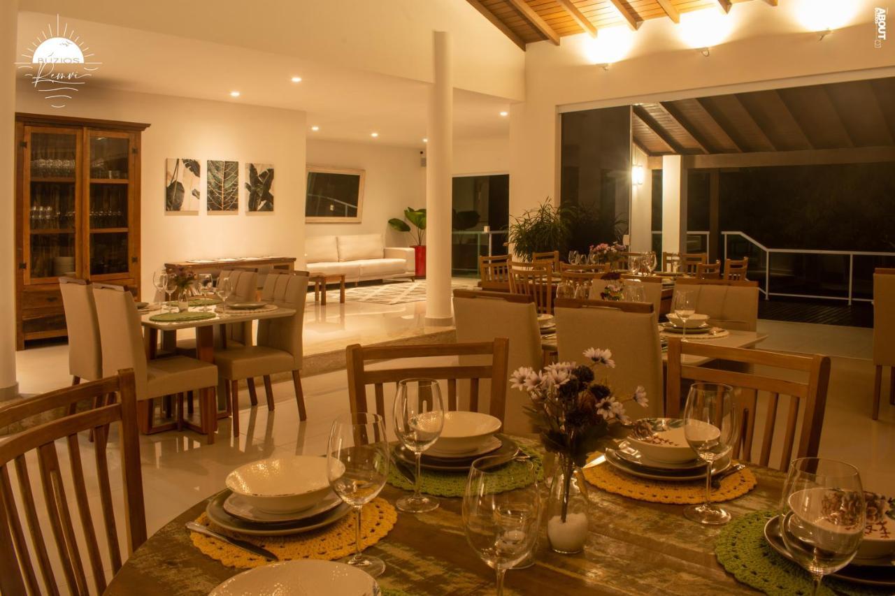 Pousada Praia Joao Fernandes Búzios Extérieur photo The dining room at the hotel